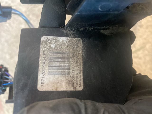 bontott FORD MONDEO IV Jobb első Külső Kilincsfészek