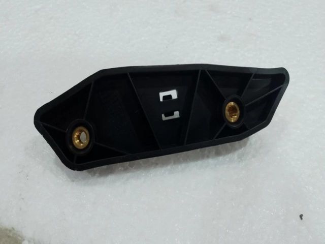 bontott FORD MONDEO IV Jobb első Oldal Lökhárító Tartó (Műanyag)