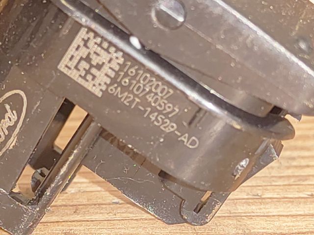 bontott FORD MONDEO IV Jobb hátsó Ablakemelő Kapcsoló