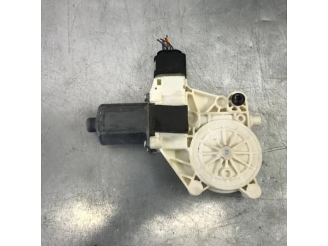 bontott FORD MONDEO IV Jobb hátsó Ablakemelő Motor