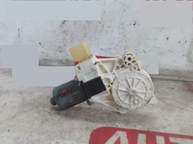 bontott FORD MONDEO IV Jobb hátsó Ablakemelő Motor