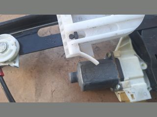 bontott FORD MONDEO IV Jobb hátsó Ablakemelő Szerkezet (Elektromos)