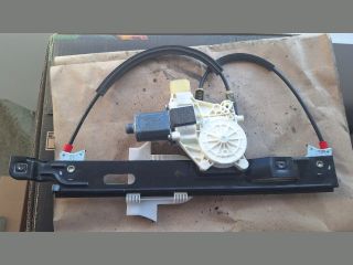 bontott FORD MONDEO IV Jobb hátsó Ablakemelő Szerkezet (Elektromos)