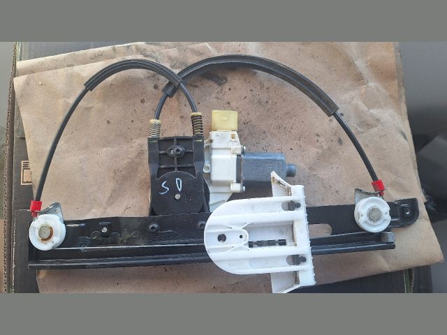 bontott FORD MONDEO IV Jobb hátsó Ablakemelő Szerkezet (Elektromos)