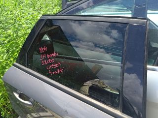 bontott FORD MONDEO IV Jobb hátsó Ajtó (Részeivel)