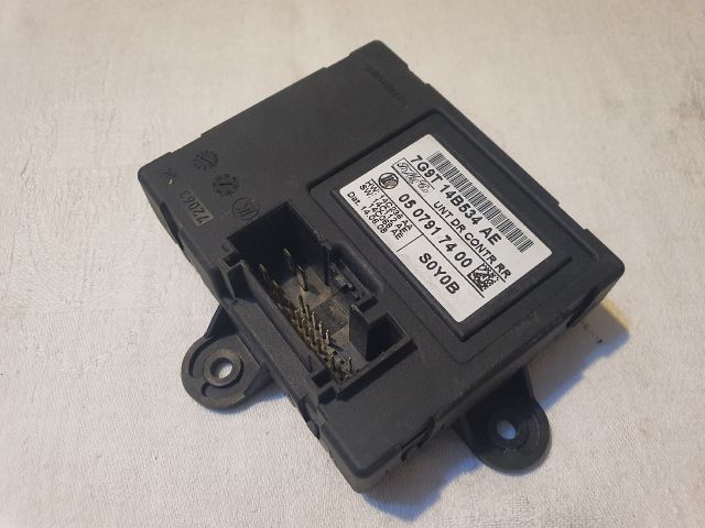 bontott FORD MONDEO IV Jobb hátsó Ajtó Vezérlőegység