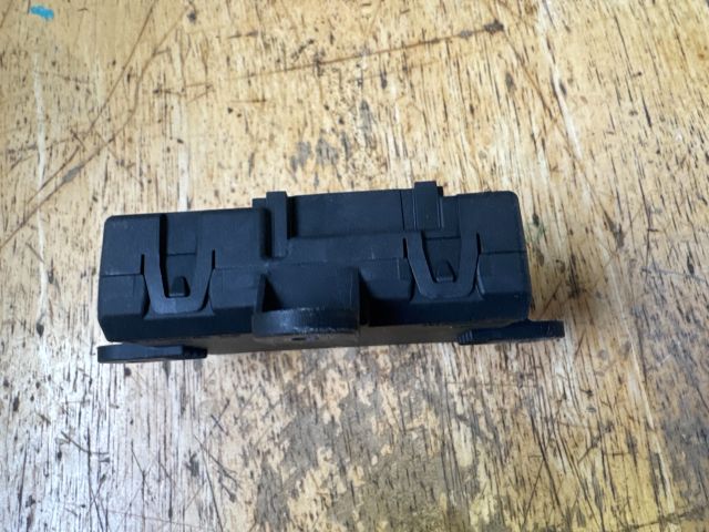 bontott FORD MONDEO IV Jobb hátsó Ajtó Vezérlőegység