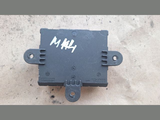 bontott FORD MONDEO IV Jobb hátsó Ajtó Vezérlőegység