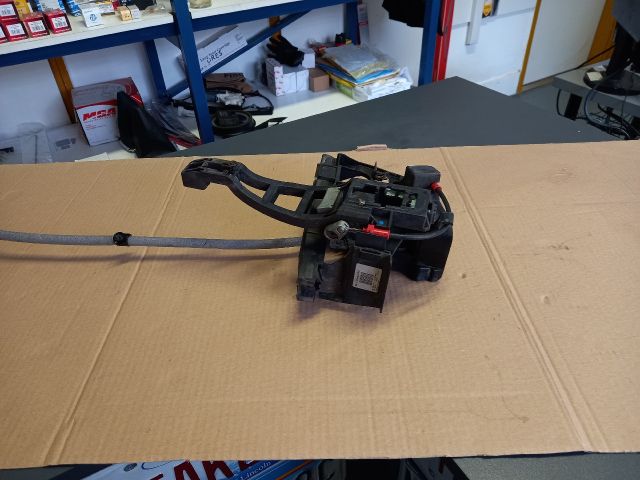 bontott FORD MONDEO IV Jobb hátsó Ajtózár