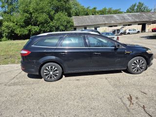 bontott FORD MONDEO IV Jobb hátsó Csonkállvány Kerékaggyal