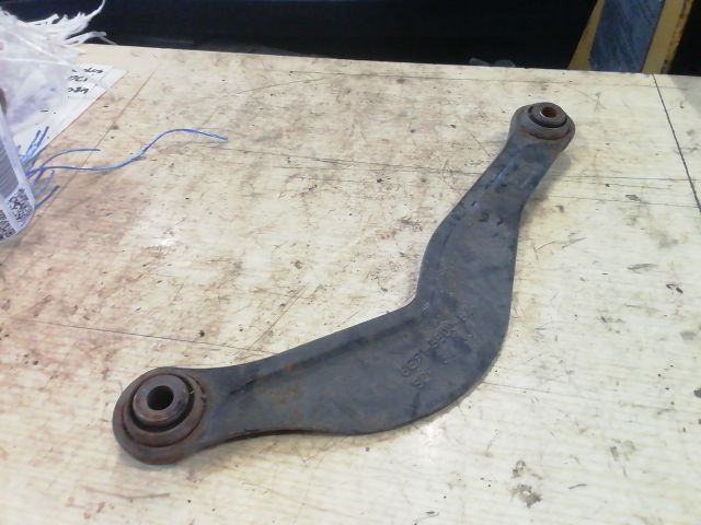 bontott FORD MONDEO IV Jobb hátsó Felső Hátsó Lengőkar