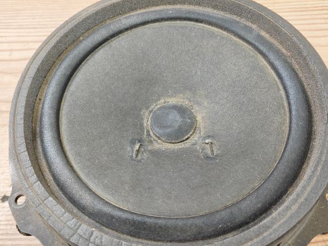 bontott FORD MONDEO IV Jobb hátsó Hangszóró