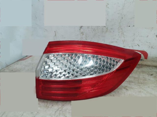 bontott FORD MONDEO IV Jobb Hátsó Lámpa