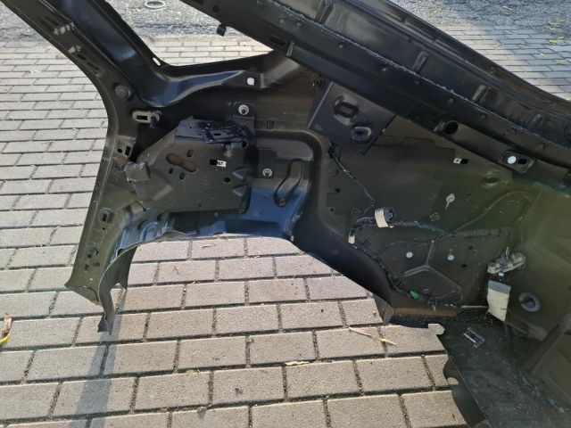 bontott FORD MONDEO IV Jobb hátsó Negyed Karosszéria Csomag