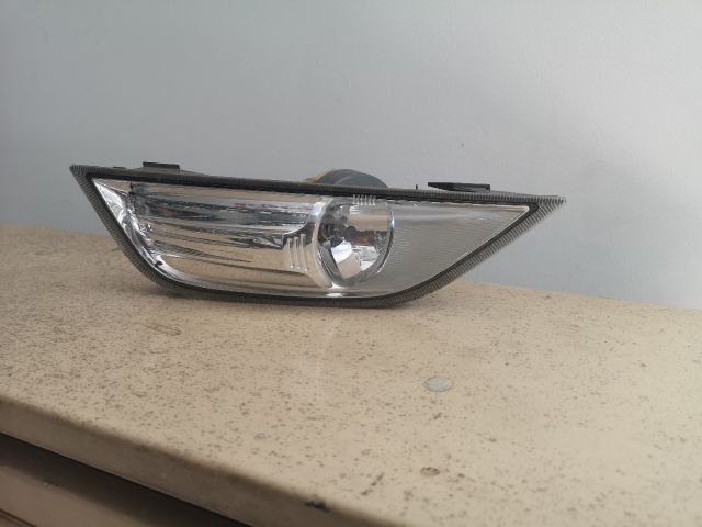 bontott FORD MONDEO IV Jobb Ködfényszóró