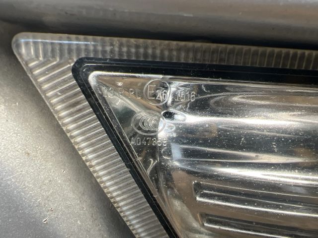 bontott FORD MONDEO IV Jobb Ködfényszóró