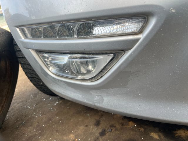bontott FORD MONDEO IV Jobb Ködfényszóró