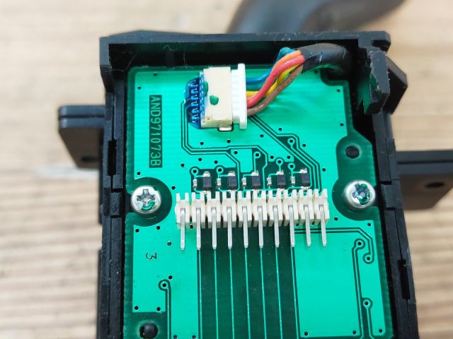 bontott FORD MONDEO IV Jobb Kormánykapcsoló Ablaktörlő