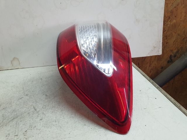 bontott FORD MONDEO IV Jobb Külső Hátsó Lámpa