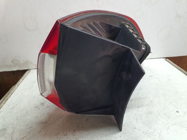 bontott FORD MONDEO IV Jobb Külső Hátsó Lámpa