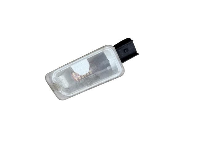 bontott FORD MONDEO IV Jobb Rendszámtábla Világítás