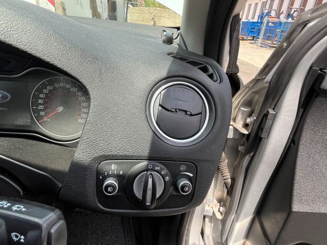 bontott FORD MONDEO IV Jobb Szellőző