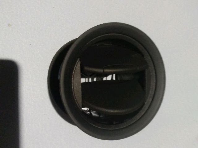 bontott FORD MONDEO IV Jobb Szellőző