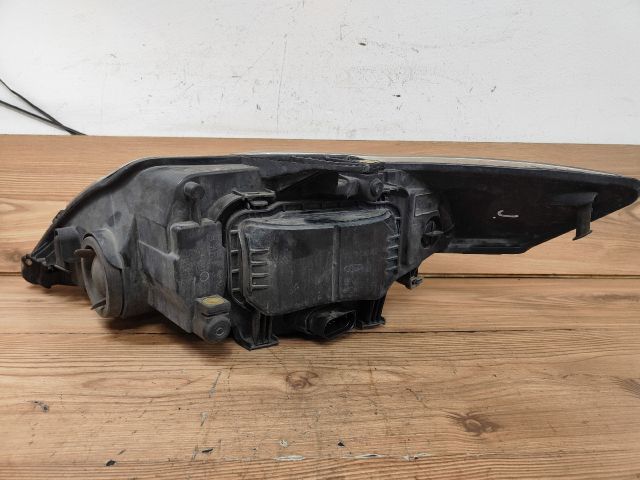 bontott FORD MONDEO IV Jobb Xenon Fényszóró