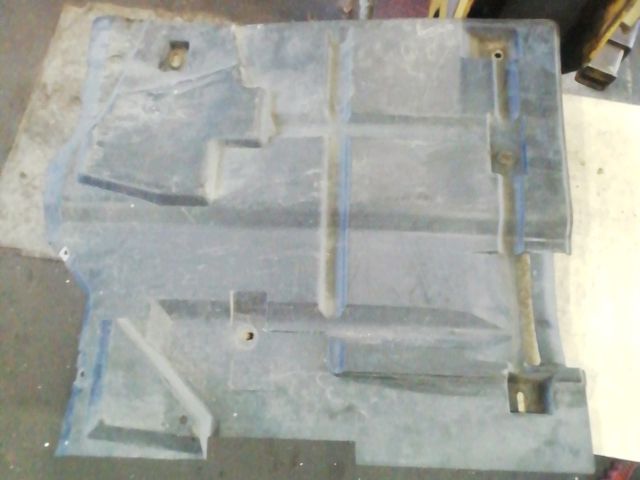 bontott FORD MONDEO IV Kartervédő