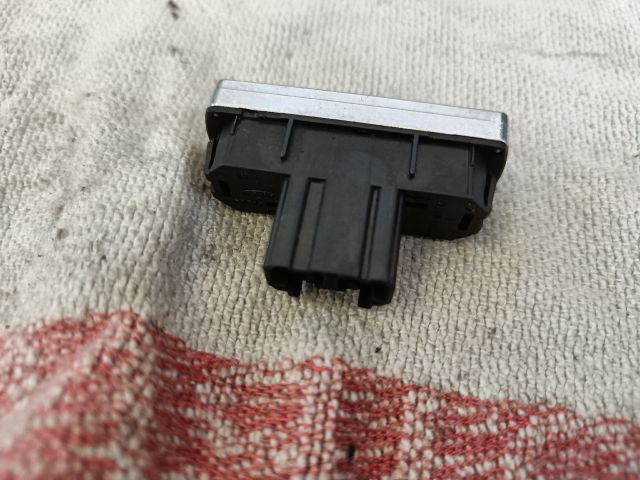 bontott FORD MONDEO IV Kipörgésgátló Kapcsoló