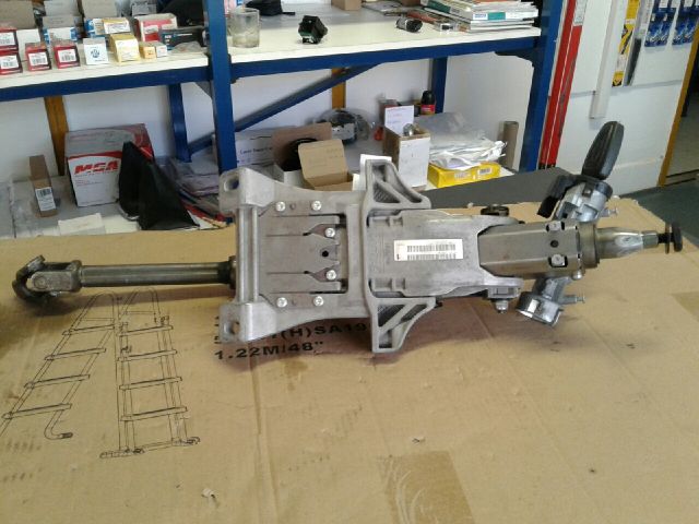 bontott FORD MONDEO IV Kormányoszlop Kormányzárral