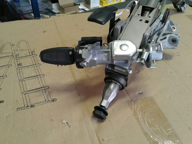 bontott FORD MONDEO IV Kormányoszlop Kormányzárral