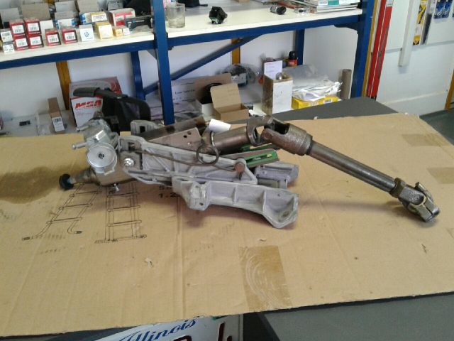 bontott FORD MONDEO IV Kormányoszlop Kormányzárral