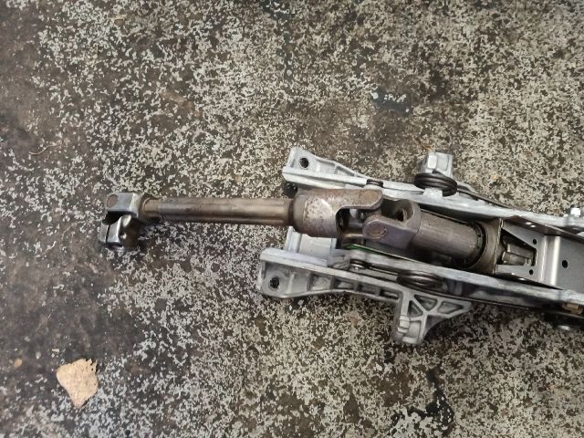 bontott FORD MONDEO IV Kormányoszlop