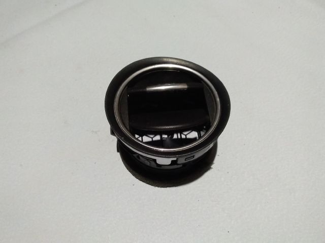 bontott FORD MONDEO IV Középső Szellőző