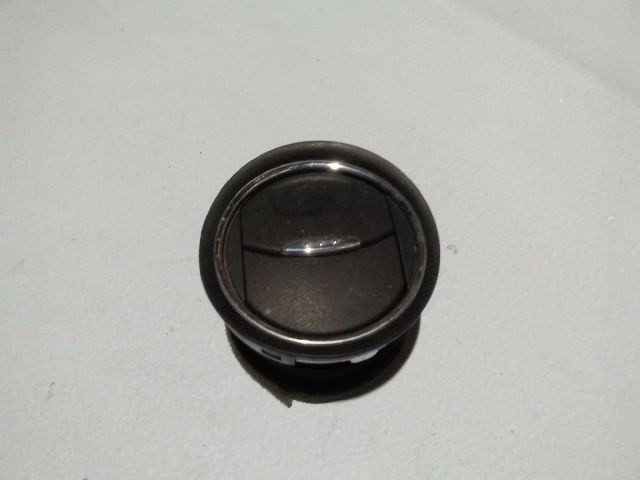 bontott FORD MONDEO IV Középső Szellőző