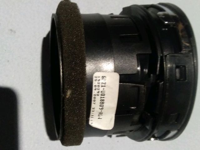 bontott FORD MONDEO IV Középső Szellőző