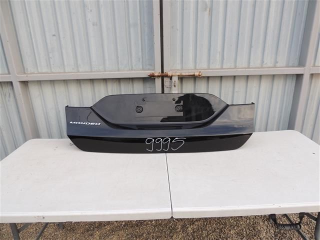 bontott FORD MONDEO IV Motorháztető Díszléc Hátsó