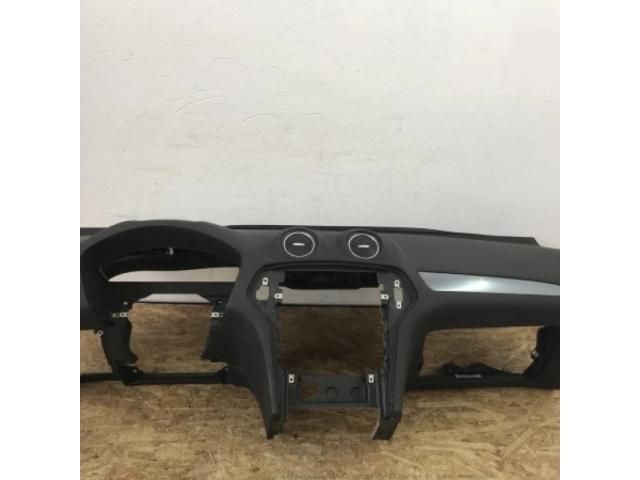 bontott FORD MONDEO IV Műszerfal Héj