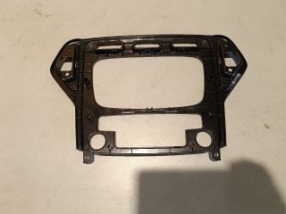 bontott FORD MONDEO IV Rádió / CD Keret