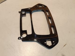 bontott FORD MONDEO IV Rádió / CD Keret