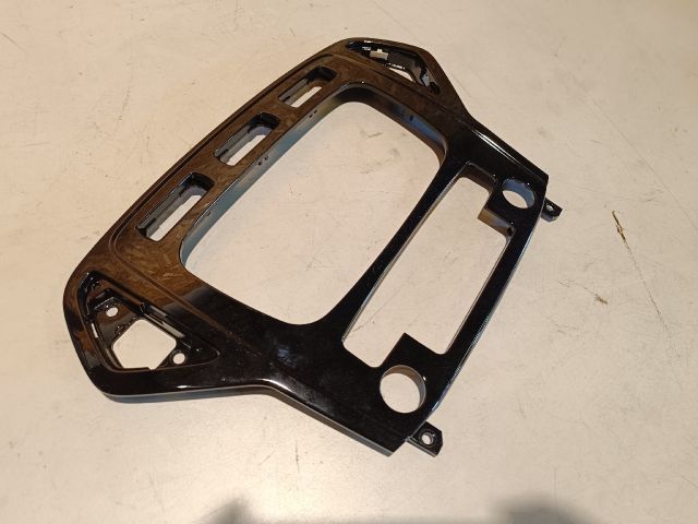 bontott FORD MONDEO IV Rádió / CD Keret