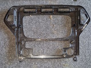 bontott FORD MONDEO IV Rádió / CD Keret