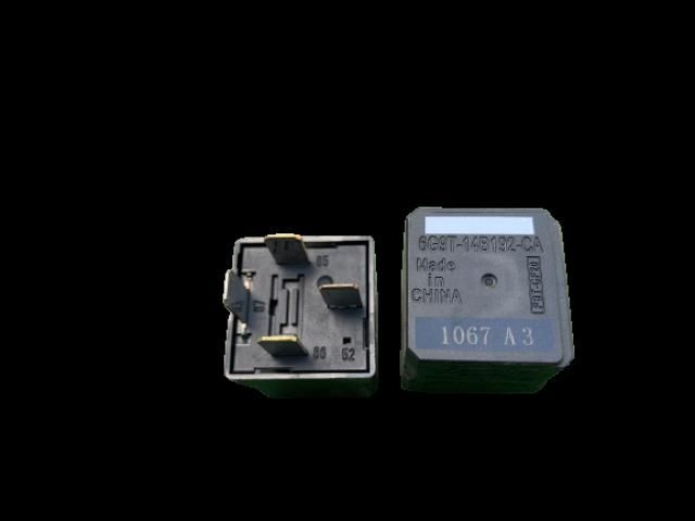 bontott FORD MONDEO IV Relé