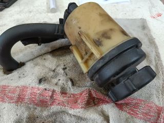 bontott FORD MONDEO IV Szervóolaj Tartály