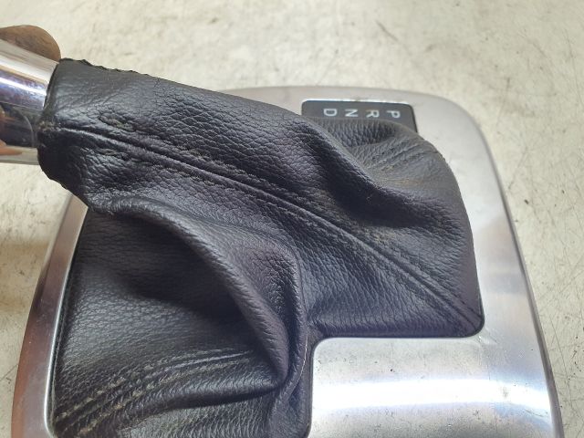 bontott FORD MONDEO IV Váltószoknya Rögzítő Keret