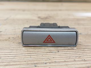 bontott FORD MONDEO IV Vészvillogó Kapcsoló