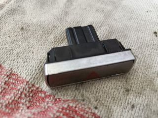 bontott FORD MONDEO IV Vészvillogó Kapcsoló