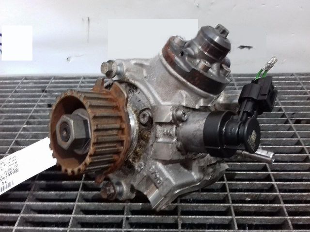 bontott FORD MONDEO V Nagynyomású Szivattyú