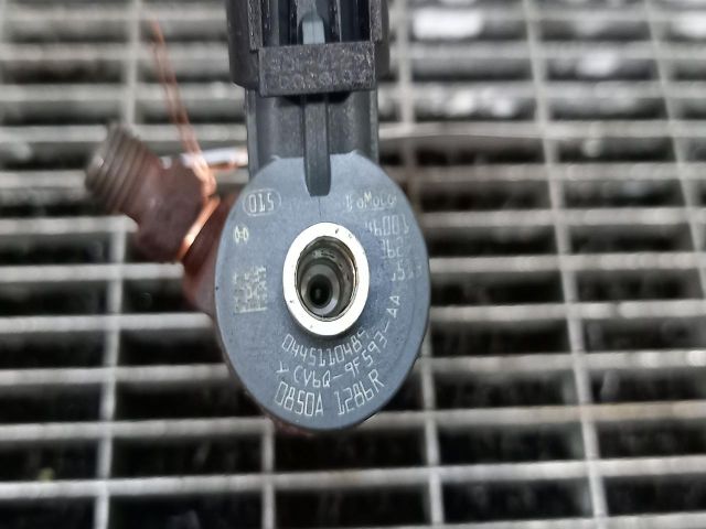 bontott FORD MONDEO V Porlasztó (1 db)